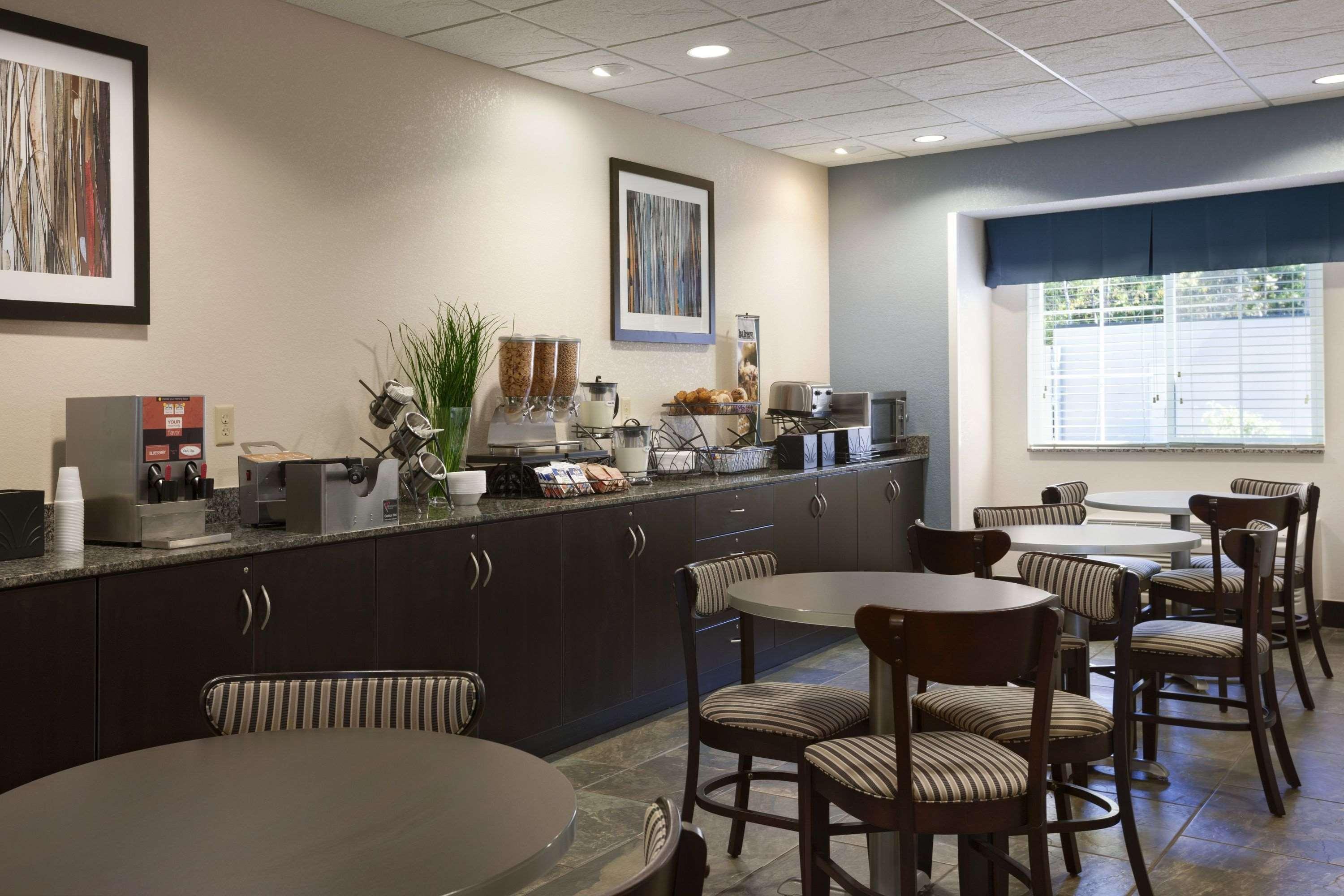 Spark By Hilton Wilkes Barre Bagian luar foto